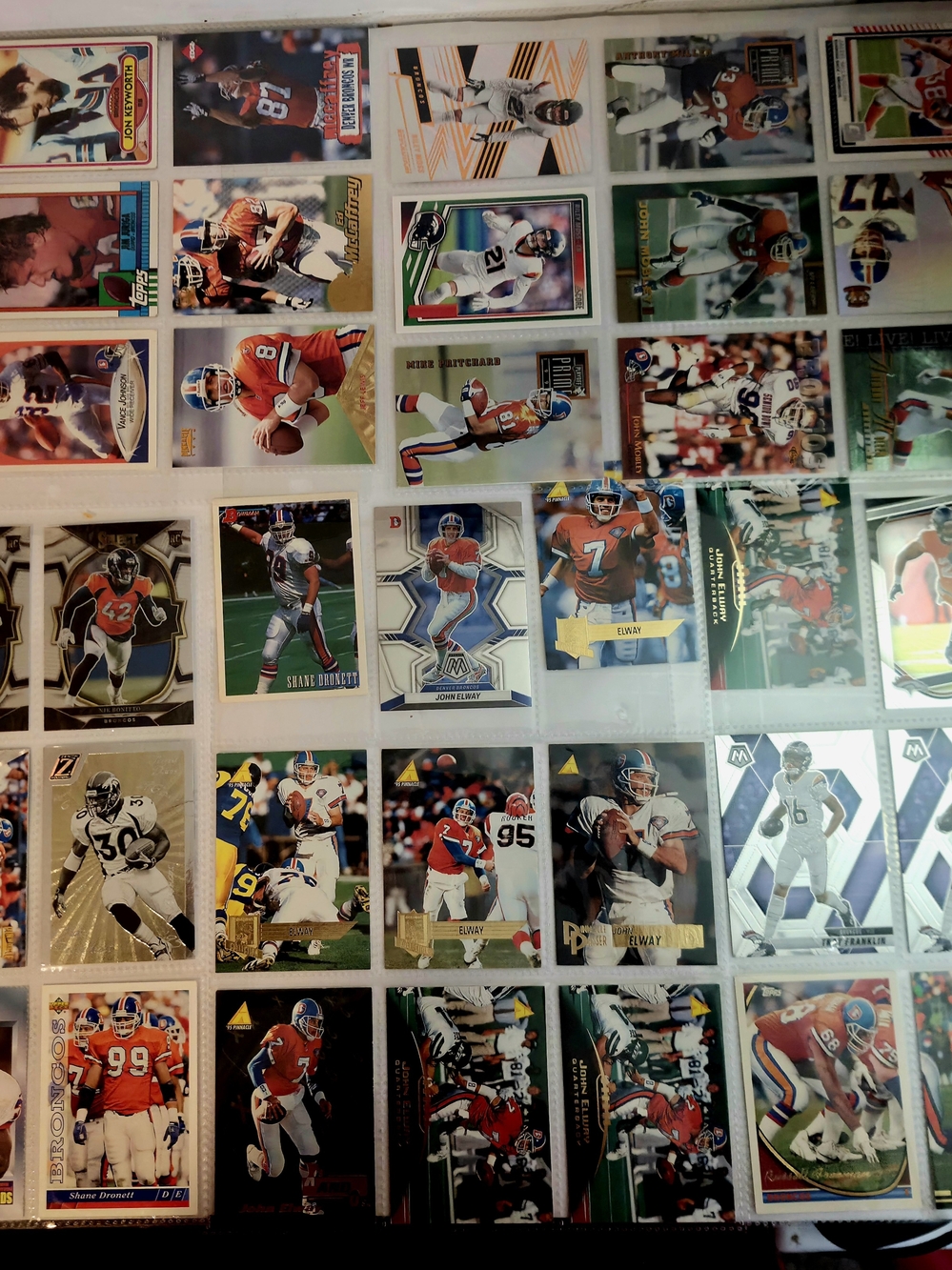 Denver Broncos Football Card Lot - Vintage & Modern 30+ Card Sheet